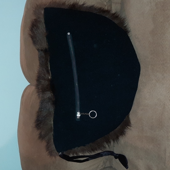 Vintage Fur Muff - Picture 3 of 6
